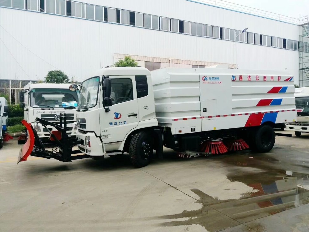 东风天锦路面清扫除雪推雪车